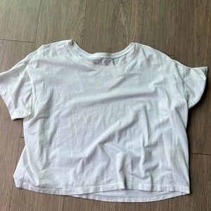 White lululemon crop top